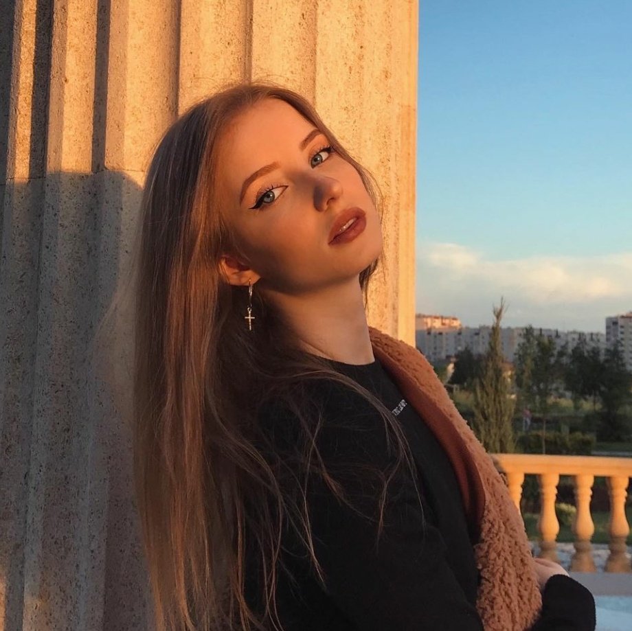 themarauderr's tweet photo. — ꒰ ✎ 𝗮𝗹𝘂𝗻𝗼 ꒱ —
› nome: Emma Vanity
› idade: 17
› casa: Sonserina
› lado: Neutro
› shape: @/tofuu_u 
› user: @emmavnity https://t.co/tDOCAUa8QX