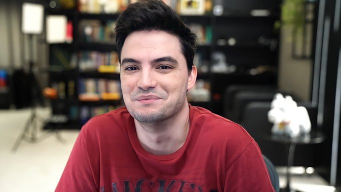 antoniofortal's tweet photo. se gostar do Felipe Neto é ser  burro,
eu sou burro!
e você não tem nada a ver com isso! https://t.co/kXakKCuVeF