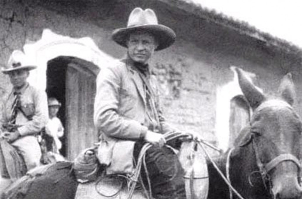 AmeliaRosa2020's tweet photo. @FloryCantoX #SandinoVive
Inspiró a las generaciones de revolucionarios q continúan su lucha en defensa de la soberanía, y en la lucha x la integración d los pueblos, para cumplir el sueño d la #América unida 💪.
"Yo quiero patria libre o morir."
#UnidosEnVictorias
#SandinoLuzYVictorias
#DZT https://t.co/EogOMx8CL3