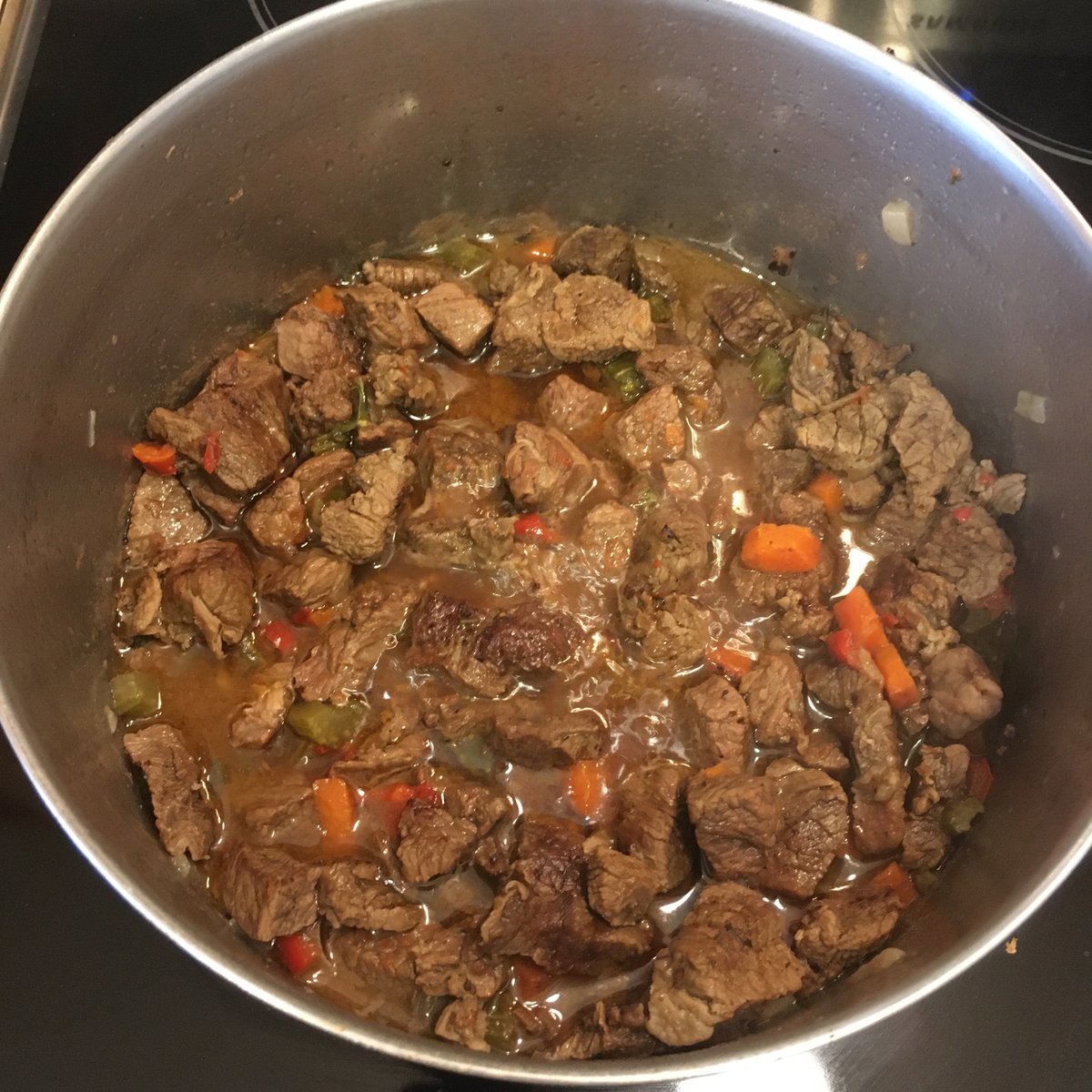 WillaGoodfellow's tweet photo. Working on my next book #BarTales of #CostaRica and got hungry for carne en salsa. Doña Eda at Soda Navidad in Playas del Coco taught me to make it. I miss her. https://t.co/e8aM0a6kK8
