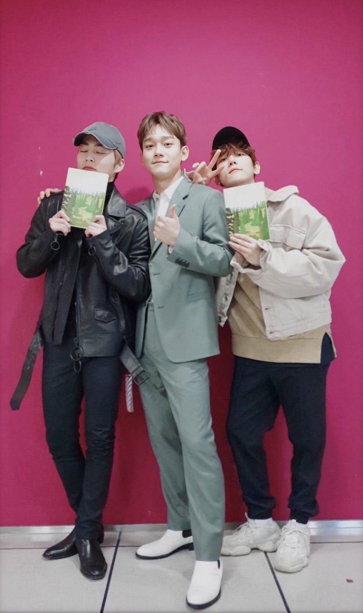 When Baekhyun (and Minseok) came to support Jongdae’s solo live stage at Music Core pre-recording