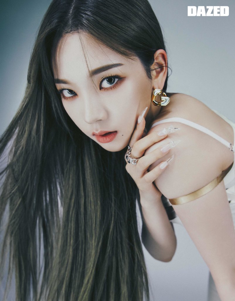 EuytECEUUAYBZzd?format=jpg&name=large