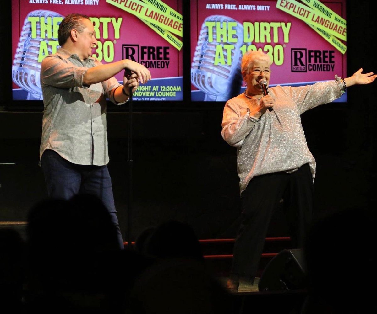 thedirtyat1230's tweet photo. One Year Ago @jrdeguzm Headlined, @billdawes and @MikeFromDetroit stopped by, and @dianneinlv crashed the stage. #OnlyAtTheDirty #OneYearAgo #SaveEntertainment #SaveOurStages #Comedy #LasVegas #ComediansAreEssential #DirtyBirdsWillFlyAgain @southpointlv
πΈ @quickstylephoto https://t.co/N4V4eUHOb4