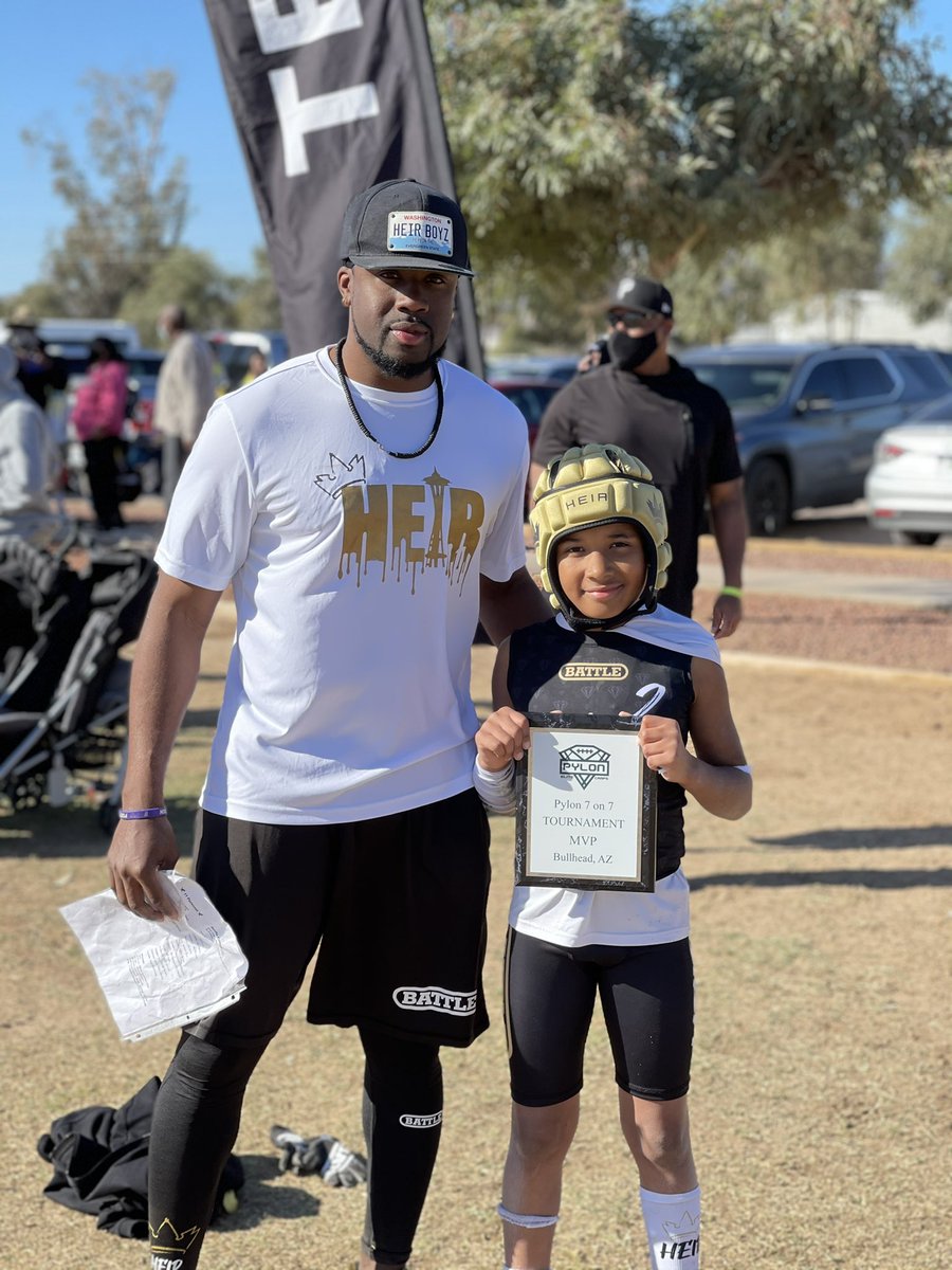RegJones20's tweet image. CHAMPIONSHIP TALK‼️‼️🗣

So proud of my lil man Dash for showing out on the @Pylon7on7 stage. Not only did his team win the championship, but he EARNED the tournament MVP.

#DashJones 

#HeirFootball 👑 
#HeirBoyz 🗣👑 

#ShowUpAndShowOut 🎬