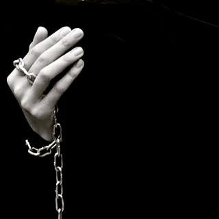 Yaşadıklarıma büyüdüm bu yaşıma kadar yılların Bi önemi yok artık