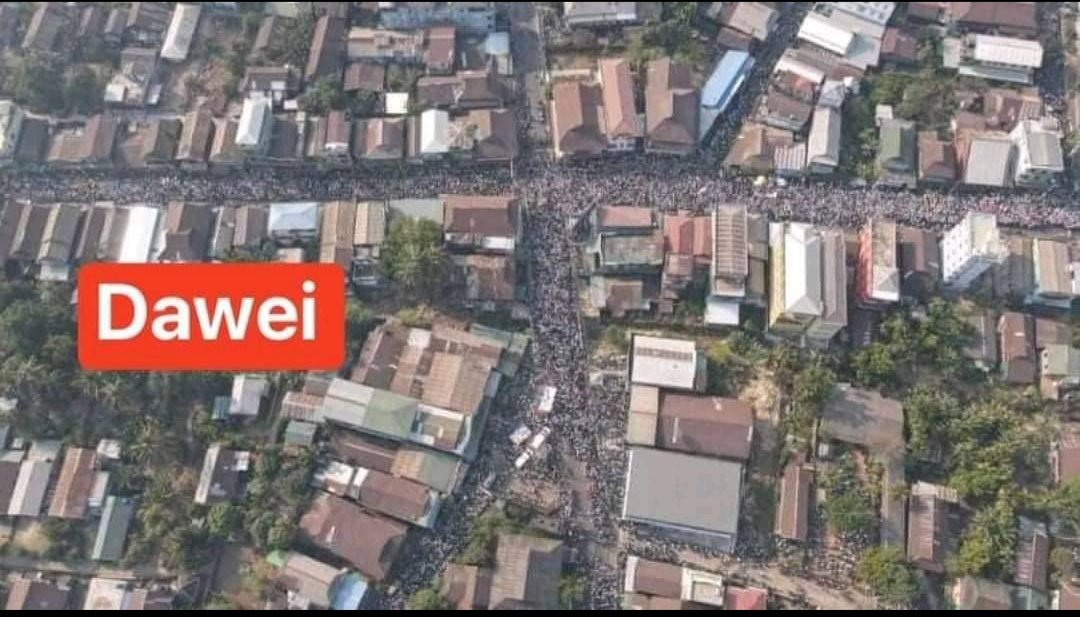 YinYinN29165523's tweet photo. 22.2.2021 Nationwide Revolution BURMA REVOLUTION #BurmaGeneralStrike #WhatsHappeningInMyanmar #Feb22Coup https://t.co/IRG5zLqJO9