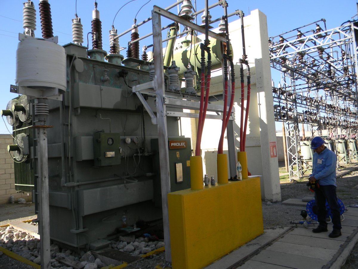 GlobecoreCom's tweet image. #globecore_fact

Free water is equally dangerous for 500 and 35 kV transformers, but the severety of danger depends on the design of insulation.

#powertransmission #transformer #highvoltage #electrical #transmissionlines #powergrid #electric #energy #power #electricity