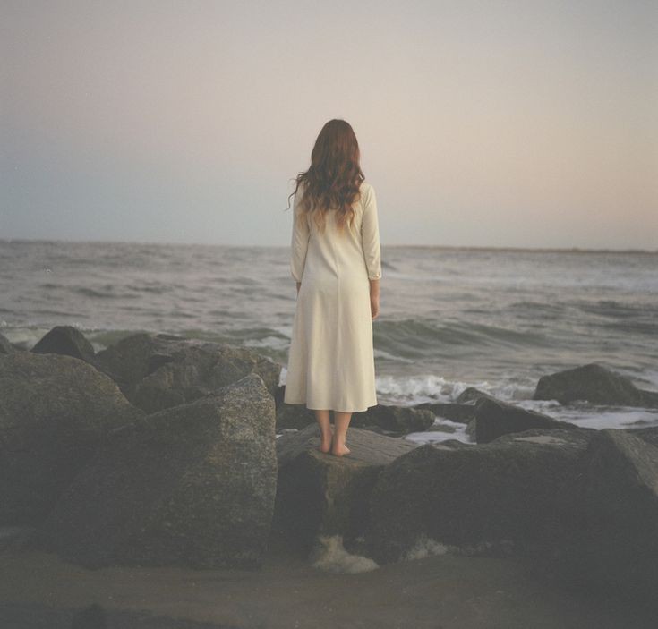 PourquoiPasToi's tweet image. Tu n'es plus là où tu étais, mais tu es partout là où je suis.
(Victor Hugo)