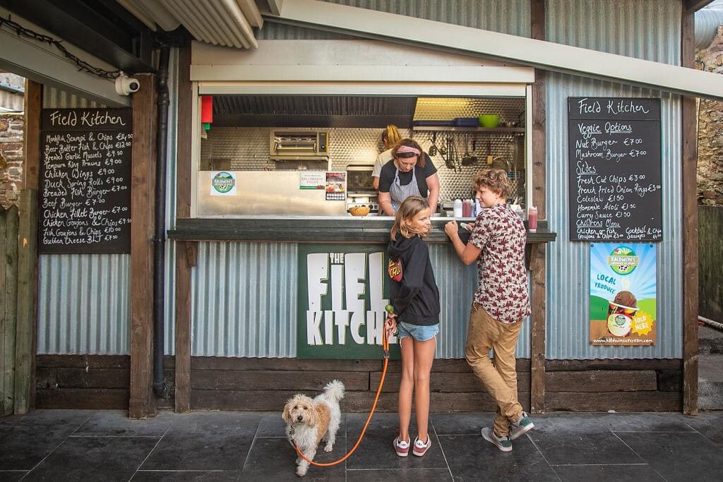 思い出のfish &amp; chips. 

Black Bird.

at.Ballycotton. Ireland.