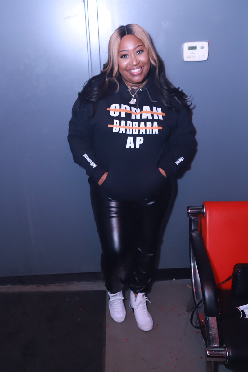 Absolutely_AP's tweet image. Oprah, Barbara, 🅰️🅿️