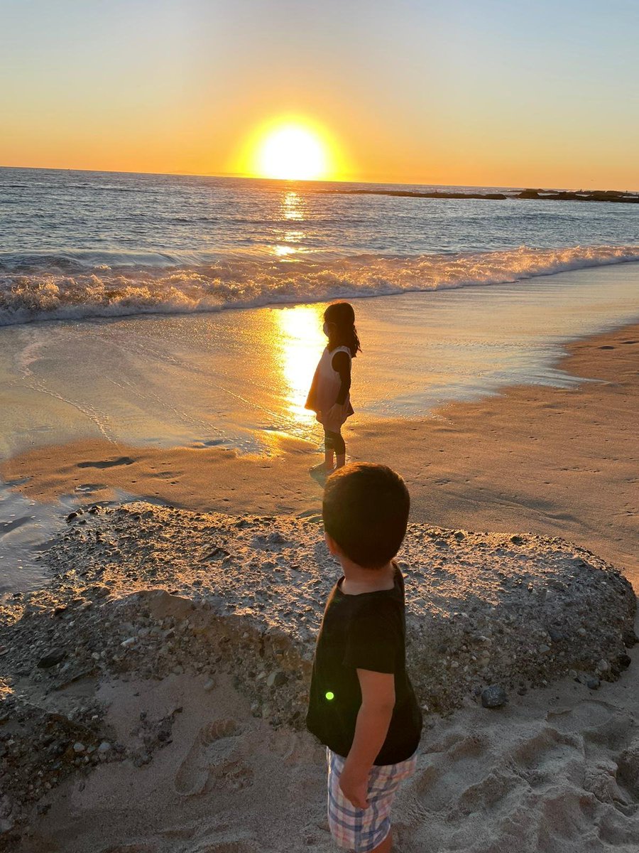 waseemsayed's tweet photo. Peace! Grandkids watching #sun sink in the sea - proving how frivolous centuries old #ChristianAttacks on #HolyProphet , peace be on him, are! They accused him of not knowing that the sun cannot sink into a murky pool of water when the sun is so much bigger than the earth!! https://t.co/otgE3Kgbm0