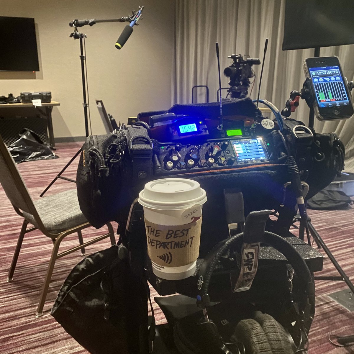 carlwelden42's tweet photo. โThe Best Departmentโ
.
#sounddepartment #soundmixer #productionsound #recordist #locationsound #sound #filmcrew #audio #sounddept https://t.co/cL9ktyrgMC