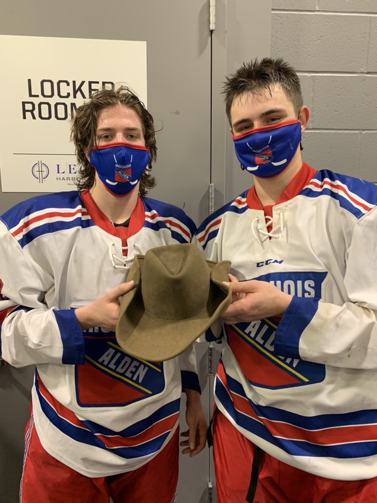 “Rangers” Players of the Game Sr. <a href="/Mitchel33890959/">Mitchell Carlson</a> and Jr. <a href="/samstaerker/">Sam Staerker</a> both combined for 4🚨 and 4🍎 in the <a href="/IroqAldenFed/">Iroquois Alden Hockey</a> 5-0 win over Ken-East.
<a href="/wnyfedhockey/">Section VI Hockey</a> 
<a href="/IcingTheFed/">𝙄𝙏𝙁</a>