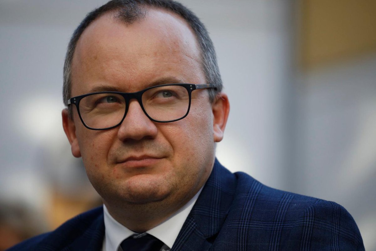 oko_press's tweet image. RPO Adam Bodnar broni sędzi Alicji Karpus-Rutkowskiej, wiceprezes sądu w Myśliborzu. Jej dymisji chce zastępczyni Ziobry, bo sędzia orzekała nie po myśli prokuratury. @M_Jaloszewski @RULEOFLAWpl @Adbodnar @JudgesSsp #Alicja  Karpus-Rutkowska #OKOpress  oko.press/adam-bodnar-br…