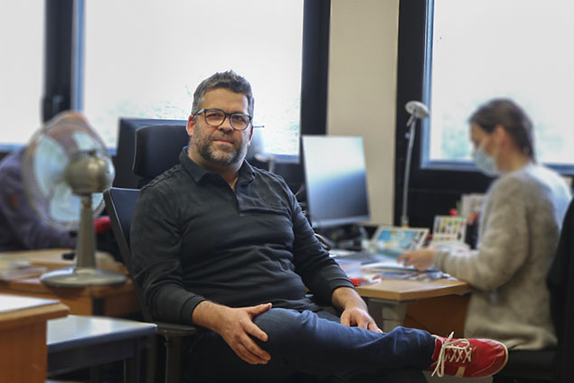 COLLEX_IR's tweet photo. #CollExPersée #ParoledeDirecteurs Aujourd’hui : Grégory Miura @GregMiura, Directeur du SCD Université Bordeaux Montaigne @UBMontaigne - @BUBMontaigne > https://t.co/nqJn87yABU https://t.co/k2q2USXEWt