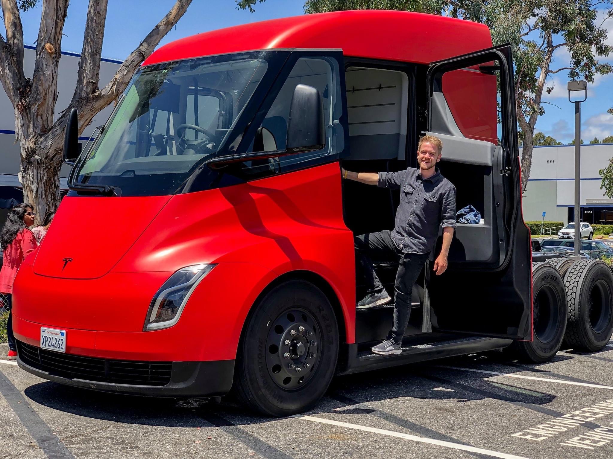 2021 tesla 2024 butterfly doors