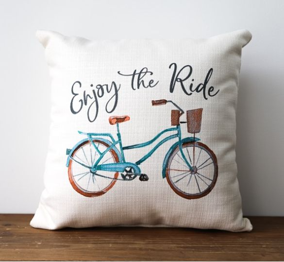 JSimplyVintage's tweet photo. Your opinion matters to us!! What type of pillow designs would you like to see in JSV? These beautiful designs are dyed directly into the fabric, so they won't peel or crack and are made right here in the USA! https://t.co/VAtZvZMILS