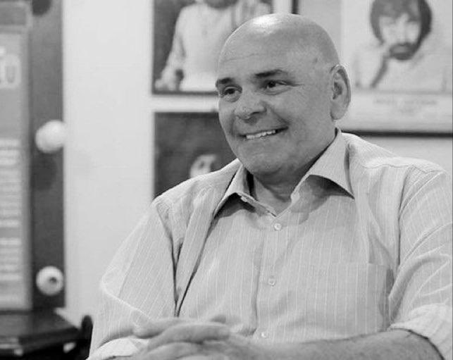 Çok iyi sanatçıydı. Allah rahmet eylesin.Mekanı cennet olsun. #RasimÖztekin