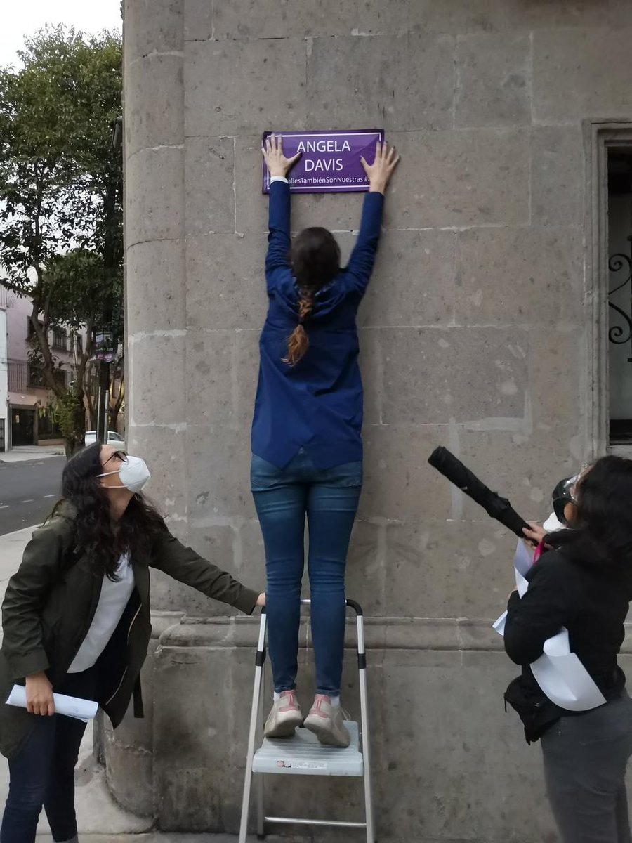Las calles que han visto el horror de cada mujer víctima de la violencia, hoy llevan el nombre de las voces que intentaron apagar, y que valientemente las mujeres hoy, gritan con más fuerza.
#8M2021