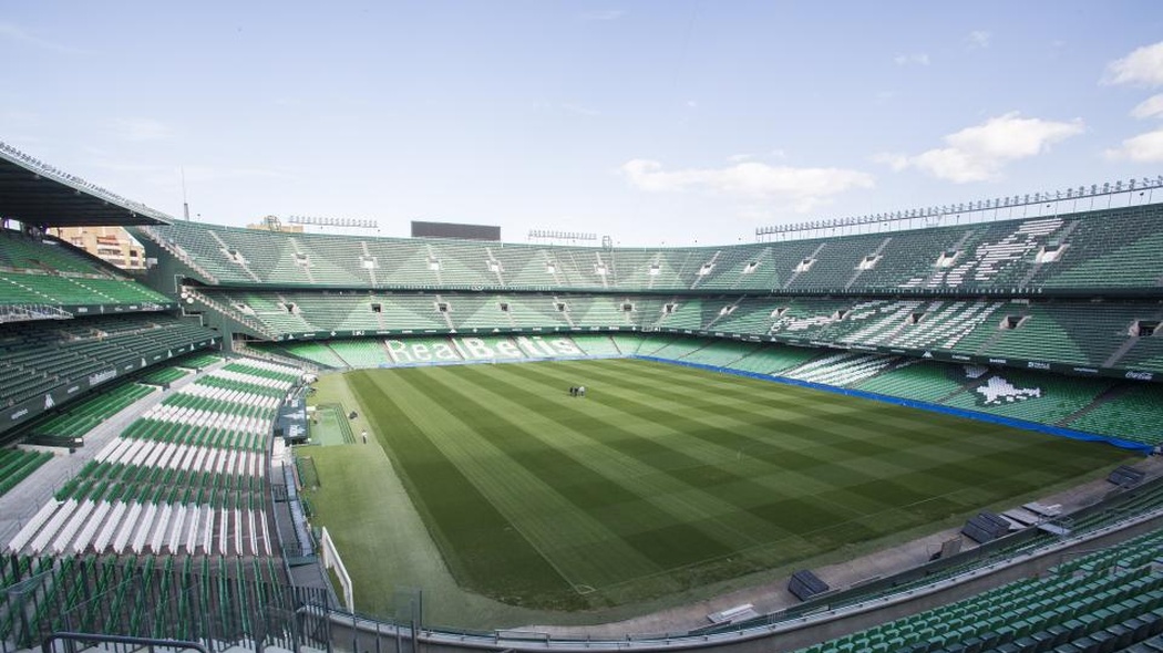 EOFutbol's tweet photo. 🏟️ ¿Qué estadio te mola más?

🔃 Mestalla
💚 Benito Villamarín https://t.co/TWQZeC1Cvu
