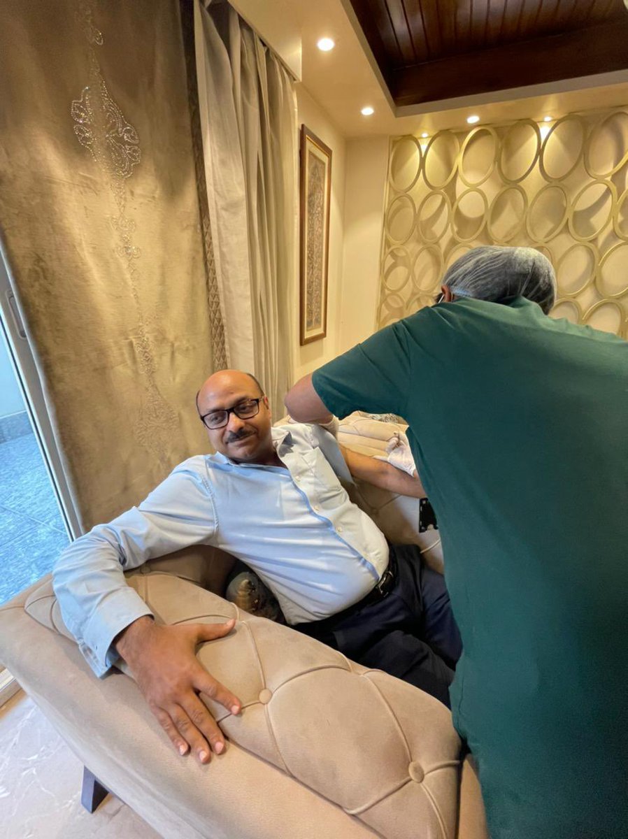nksingal's tweet photo. Thanks 🙏 @drriteshmalik and #Radix for the Covid Vaccination 💉
Great to see the wonderful #RadixHospital today.... gives the modern feeling of #Innova8 and #Startups. https://t.co/LgjZBFW06m