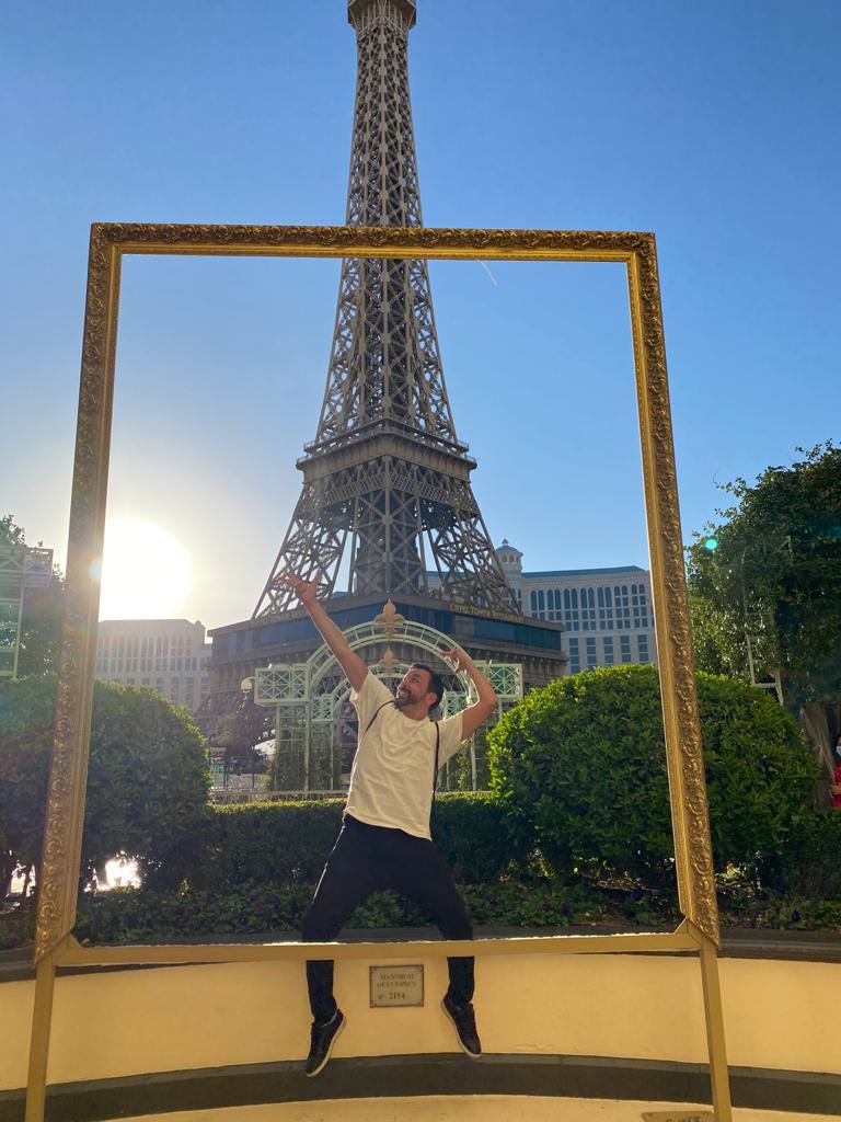 Décidément tout me ramène à Paris que j’adore même quand je suis à l’étranger. Moment délicieux à Las Vegas ☀️