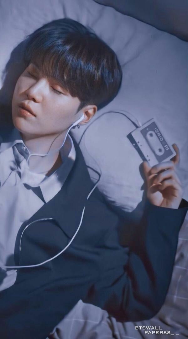 Happy birthday my rap king . Love u . #OurGeniusMinPD  #HappyBirthdayYoongi  #HappyBirthdaySUGA #HappyYoongiDay #MINYOONGI #AgustD #HappyYoongiMonth