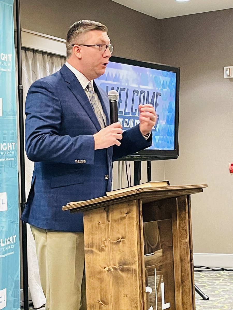 Jrowlandbcpm's tweet photo. 1st night - Church plant in Gallatin, TN. 40+ in attendance. Pastor Stephen Stewart of Cornerstone Baptist brought a group to help serve. BCPM helped Cornerstone start 15yrs ago, great to see them involved with this new plant. https://t.co/EsEKHGu9wz