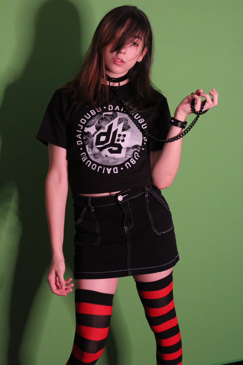 Happy #InternationalWomensDay!

Remember that #TransWomenareWomen as well <3

Stay strong, gamers.

Pog your champs out.