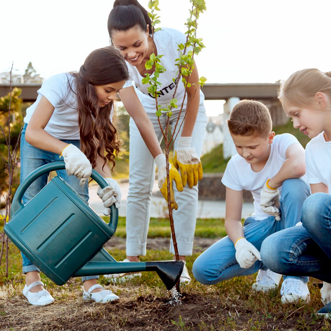 ecomax's tweet image. #ChooseToChallenge the world today to grow a better world for tomorrow. 🙌🌎 It’s #InternationalWomensDay and we’re celebrating  women everywhere, who in so many ways show us all the strength in equality and the power of diversity.