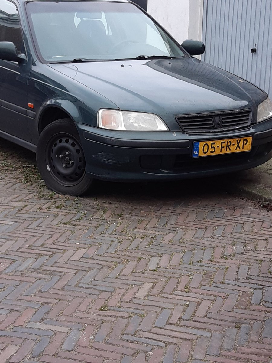 madman260's tweet photo. @Handhaving023 dan heb je de kans om een wrak te verwijderen...laten jullie m staan ondanks jullie bezoek....bijzonder. https://t.co/M5l70YnZOV