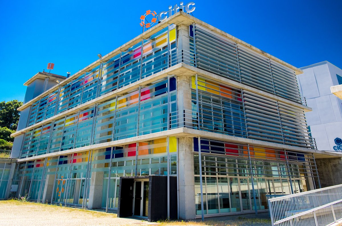 Desde la semana pasada, en <a href="/citicresearch/">CITIC Research UDC</a> hemos activado un nuevo gateway estable de la red #LoRaWAN #TTN <a href="/thethingsntwrk/">The Things Network</a> . Esperamos cubrir una gran extensión en #ACoruña gracias a su ubicación en #CITIC y su antena de 6 dBi. <a href="/TTN_Coruna/">TheThingsNetwork Coruña</a> <a href="/TCRobotics/">Alex TC</a>