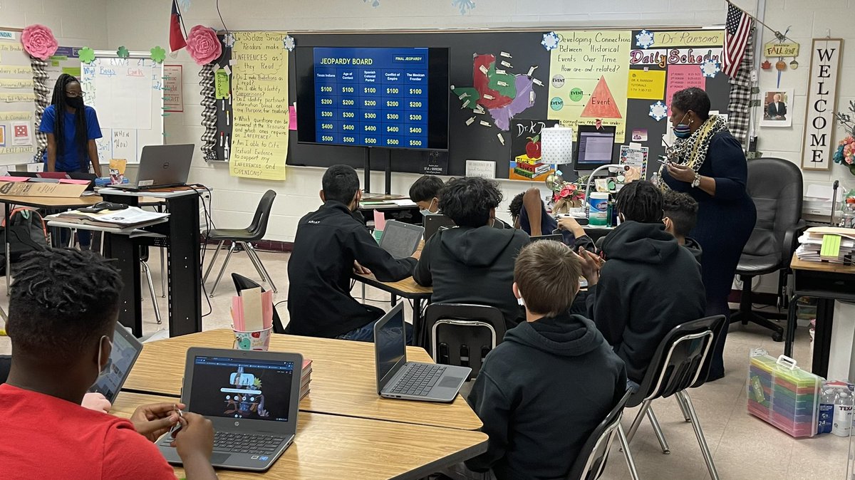 ealy_daeducator's tweet image. Walking down the hall you would think the late great Alex Trebek was on campus in the Social Studies department at @Marlin_Middle. @DemekaSimmons @DrHenson2 @DrStacyParker1 #CommittedToExcellence #BulldogImpact #SpringIntersession #studentengagement