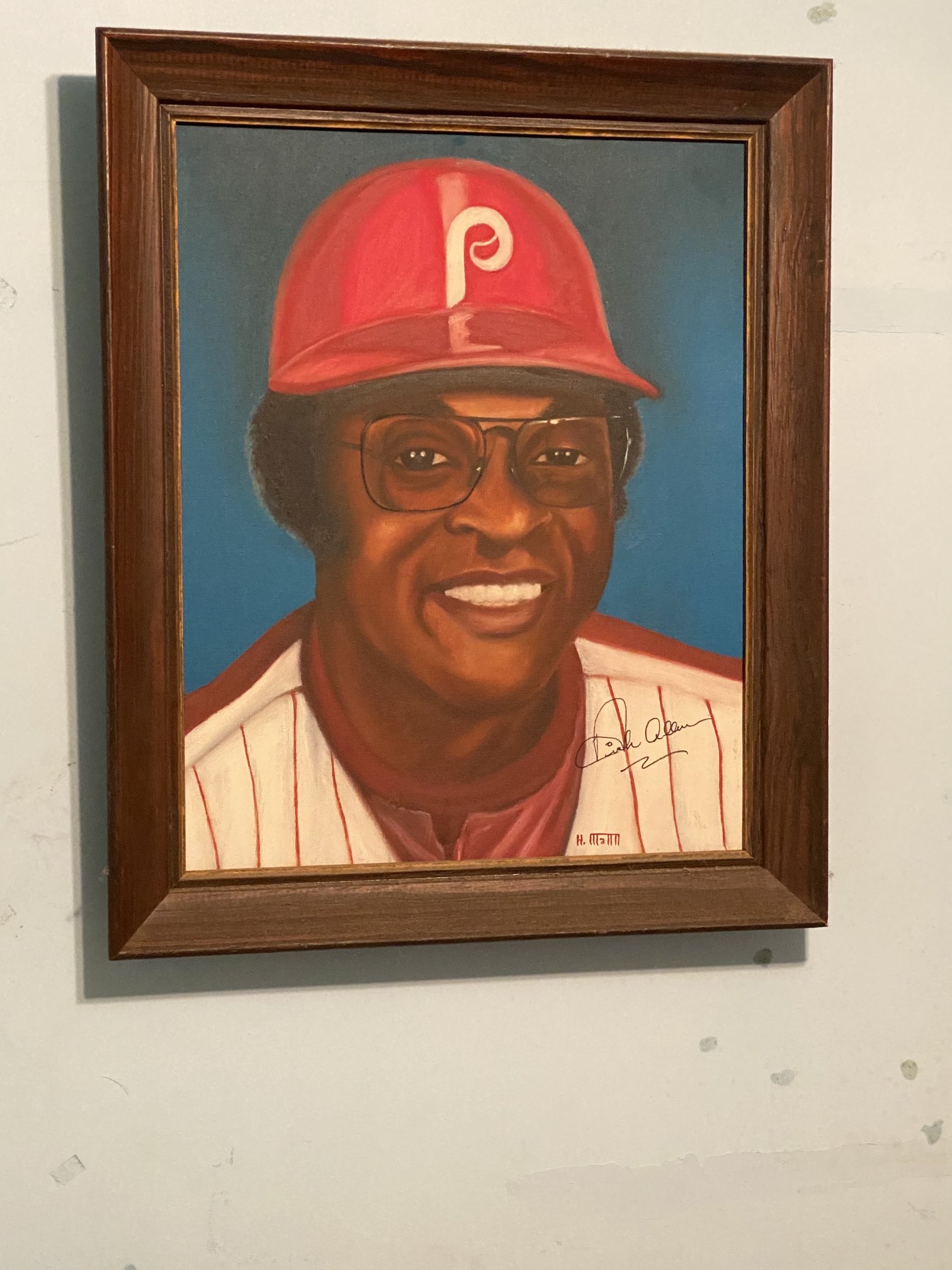 Happy Birthday in baseball heaven to Dick Allen. This all time great belongs in the Baseball Hall of Fame! 
