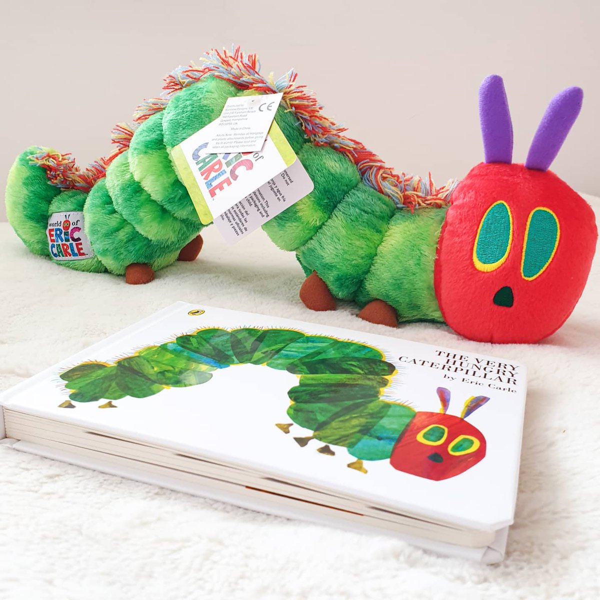 TheToyScoop's tweet photo. (advert) Day 8 of #monthofscience #TheVeryHungryCaterpillar is a classic story that blends creativity and science. What kind of butterfly do your kids think this gorgeous plush version by @rainbowdesigns1 would turn into? #kidsactivities #kidsscience #bsw2021 #stemtoy https://t.co/pgdhEj4UKh