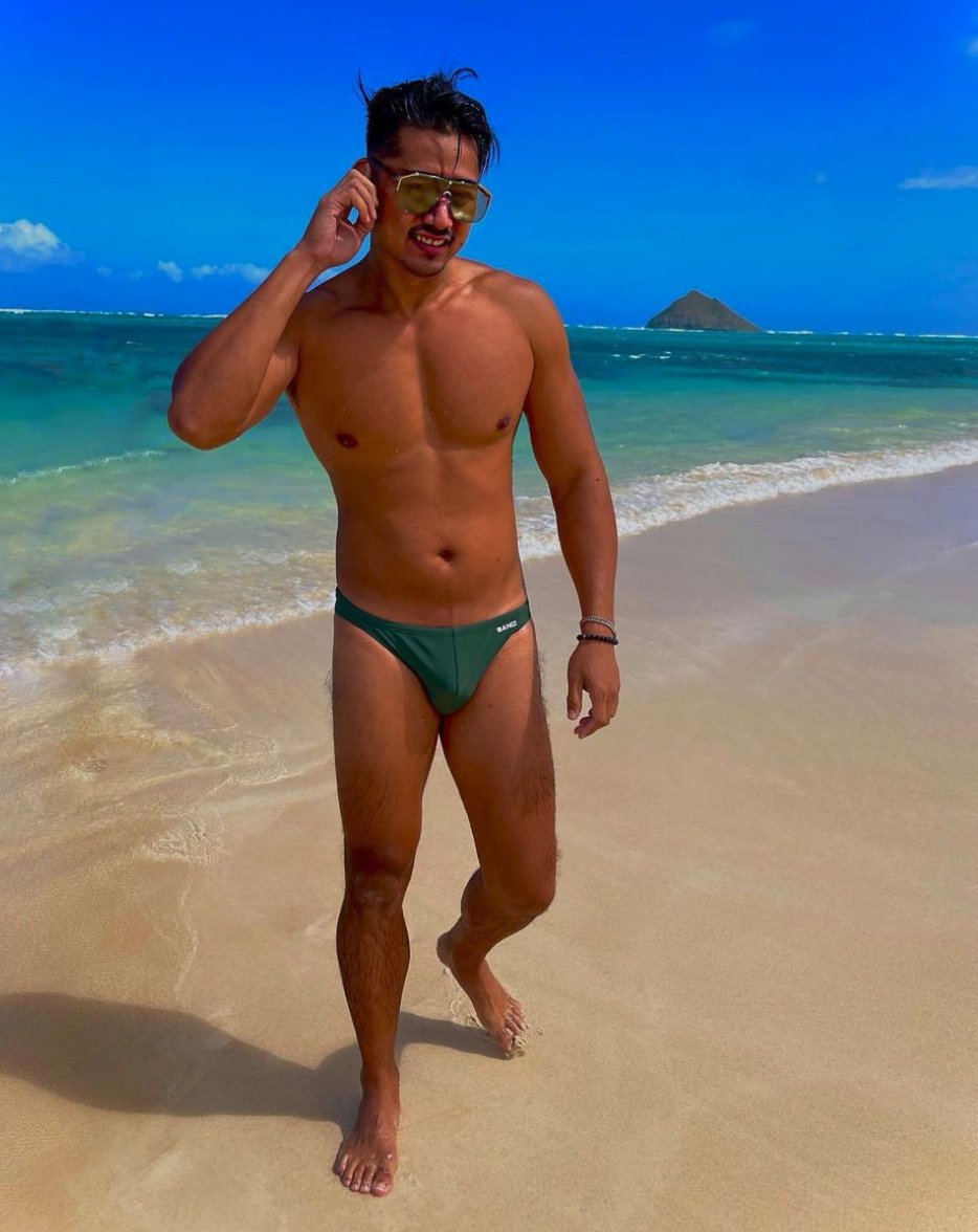 bangclothesco's tweet photo. @TraviTanner in his BANG! min-brief ...wish we were there 🏞️ https://t.co/qw3oWQdkvY
