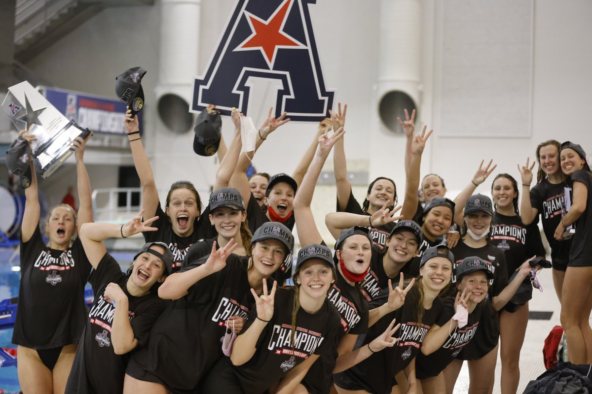 UHCougarSwim's tweet photo. Happy #InternationalWomensDay from the Champs!

#GoCoogs https://t.co/fCUmT5Rp4z