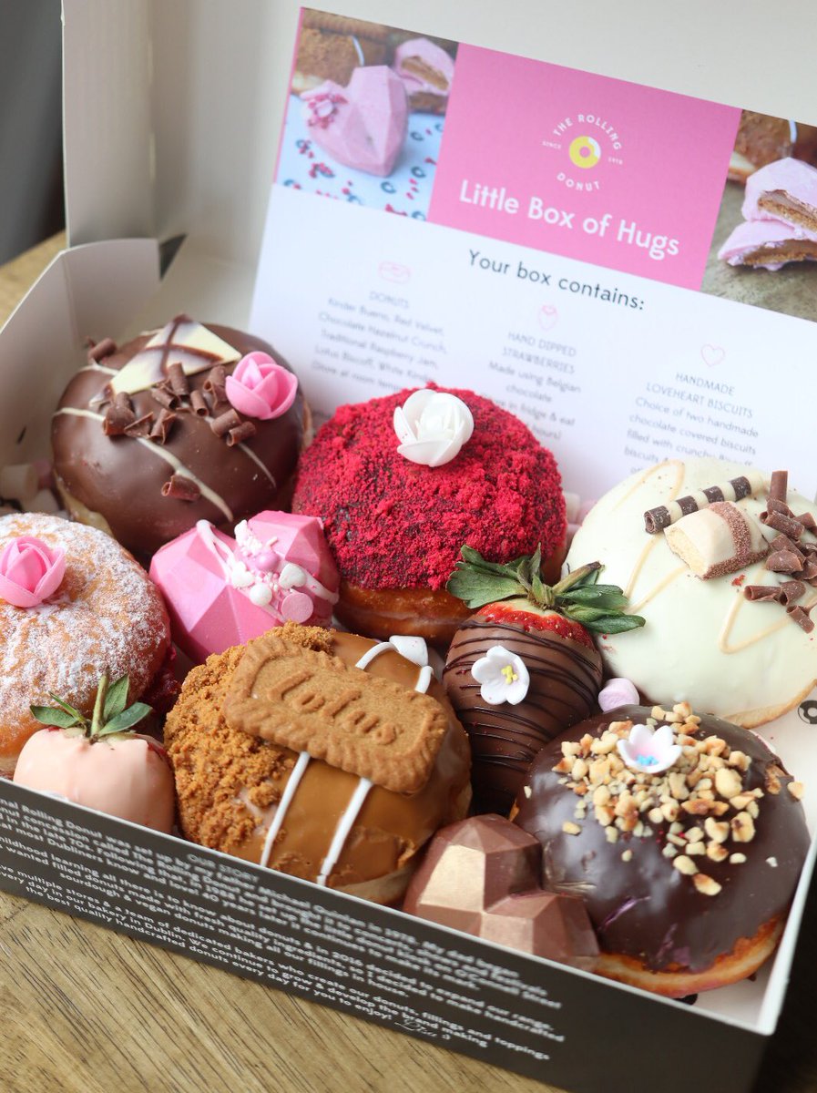 🍓The perfect gift for any occasion 🍩
Our Little Box of Hugs is available online to preorder!
Collection &amp; delivery 🚚 7 days a week
.
#chocolate #strawberry #chocolatestrawberries #new #gift #giftideas #food #foodie #donut