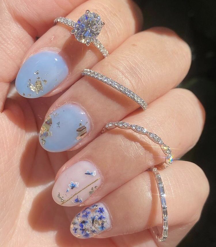 nouda10's tweet photo. ايش هي مجوهراتكم المفضلة 💍✨✨ https://t.co/lxGa9KojrE