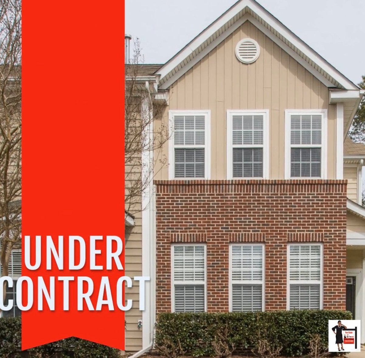 KimSellz's tweet image. I could tell you how many showings and how many offers were presented but.....you know the trend. It's a SELLER'S market. If you're thinking about selling now is the RIGHT TIME to #CallKIM 
#KimSellzHouses #RightTimeRealty #Realtor  #Raleigh #Durham 🏡
☎️919-391-TIME