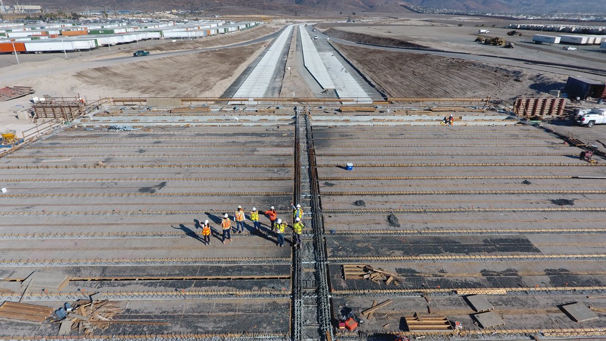 SDCaltrans's tweet photo. These rockstars are building the transportation infrastructure for the future Otay Mesa East Port of Entry. Happy National Women In Construction Week! #WICWeek2021 #WomenInConstruction @SANDAG 

https://t.co/6OqgjAKBMZ https://t.co/dz50O9lJmF