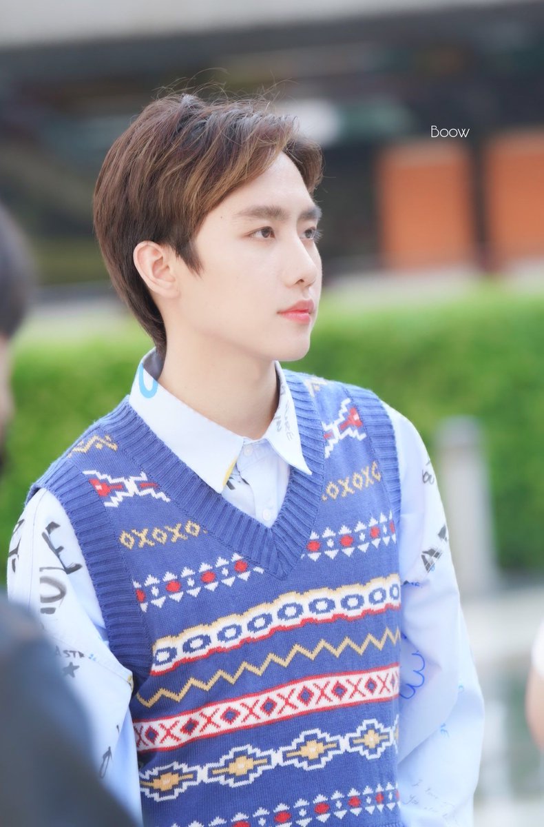 markgunlike's tweet photo. My boy wants to be happy every day🖤💛 cr:logo #howtosecretly
#gunnapatn
#MSIWAT
#markgun
#magusMG https://t.co/QDgZBIHoKJ
