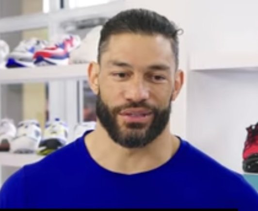 sherlen55670's tweet photo. @WWERomanReigns @Complex @JLaPuma @SOLEFLY But anyways you look so good in blue. You're about to break the internet King.
#MainStreamking https://t.co/OIcJIy7r64