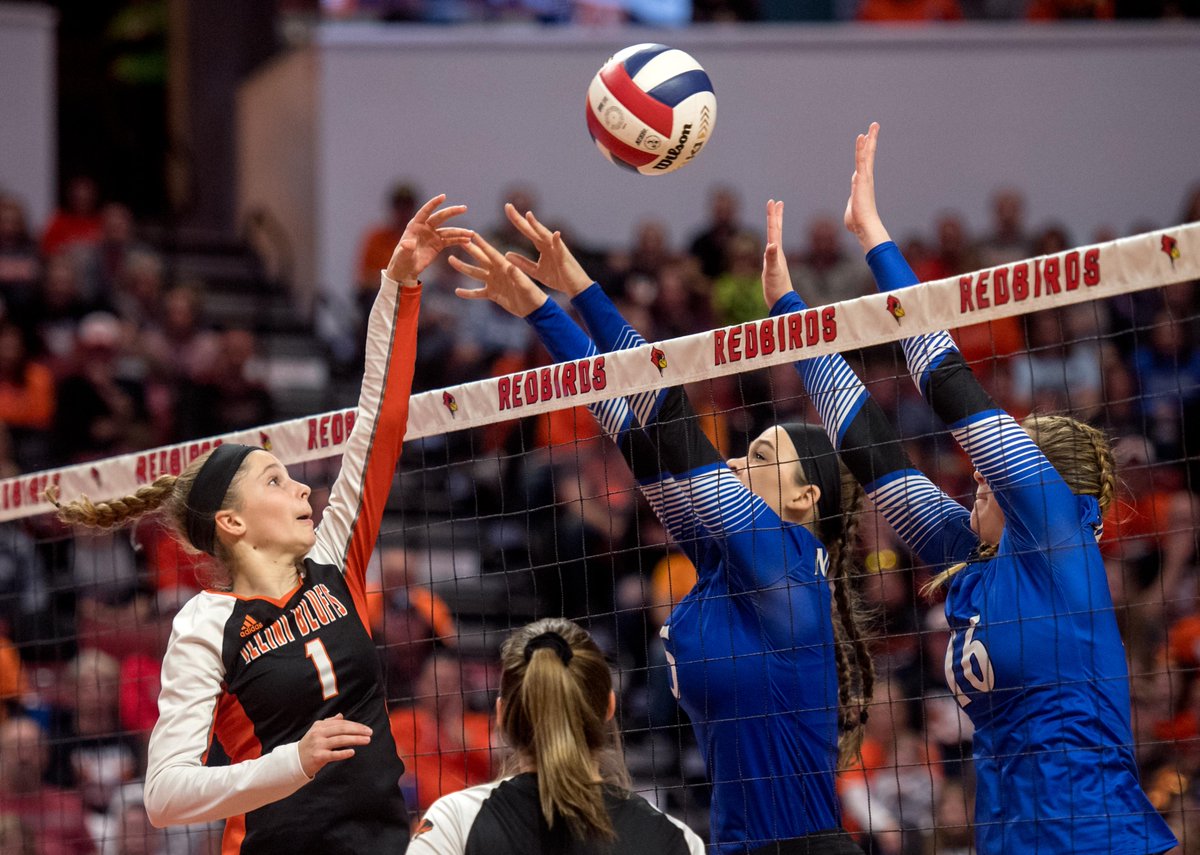 AdamDuvall's tweet photo. Volleyball practice starts today.

2019 records:
Brimfield (21-14)
@deemackchiefsvb (23-13)
Elmwood (27-5)
@EurekaVBall (19-15)
Farmington (11-26)
Illini Bluffs (40-2)
@ladygreyghostvb (22-13)
PCS (15-16-1)
Peoria Heights (4-27)
Princeville (28-6)
Tremont (13-21)

#pjspreps https://t.co/syD7cFuOPm