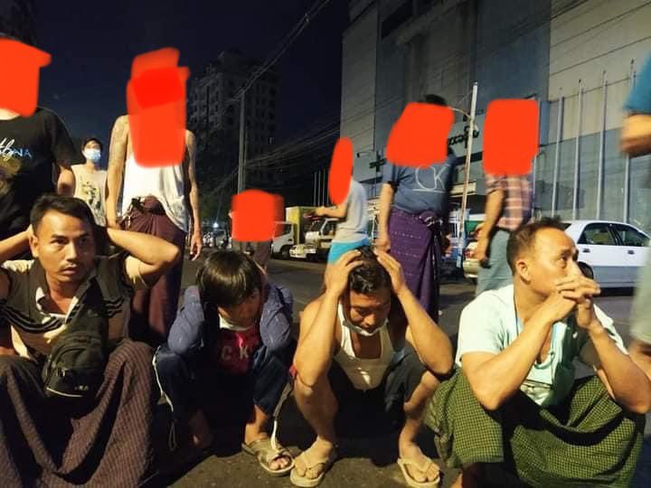 soezeya's tweet photo. A group of men ( believed to be soldier ) were detained by local people while they came to community with a car in curfew time. Later found out weapons in their car at Lanmataw, Yangon on Monday night. #WhatsHappeninglnMyanmar https://t.co/oUEhLe7Kb3