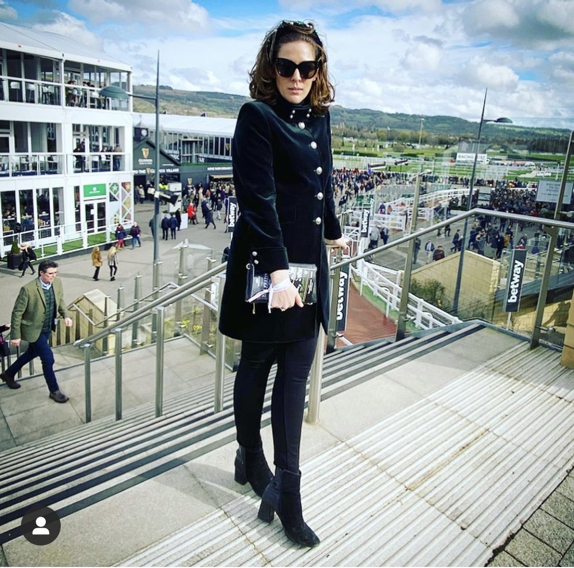 New series on The Gaitpost:  ‘Positive Thoughts with...’ 💭 First up <a href="/V_Binnie_Ryle/">Vanessa Binnie Ryle</a>  A shining example of following your dreams and never losing sight of your goals Link:  thegaitpost.com/positive-thoug…  #IWD2021 #InternationalWomensDay