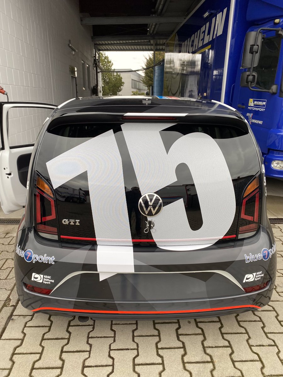 team75bernhard's tweet photo. #vwupgti #DanielGregor
#tourenwagenjuniorcup
#team75bernhard #team75
@kuesofficial @CkModelcars
@Timo_Bernhard @PAGIDRacing
#teambernharddesign @FRIUM https://t.co/2Cobsy3vLe
