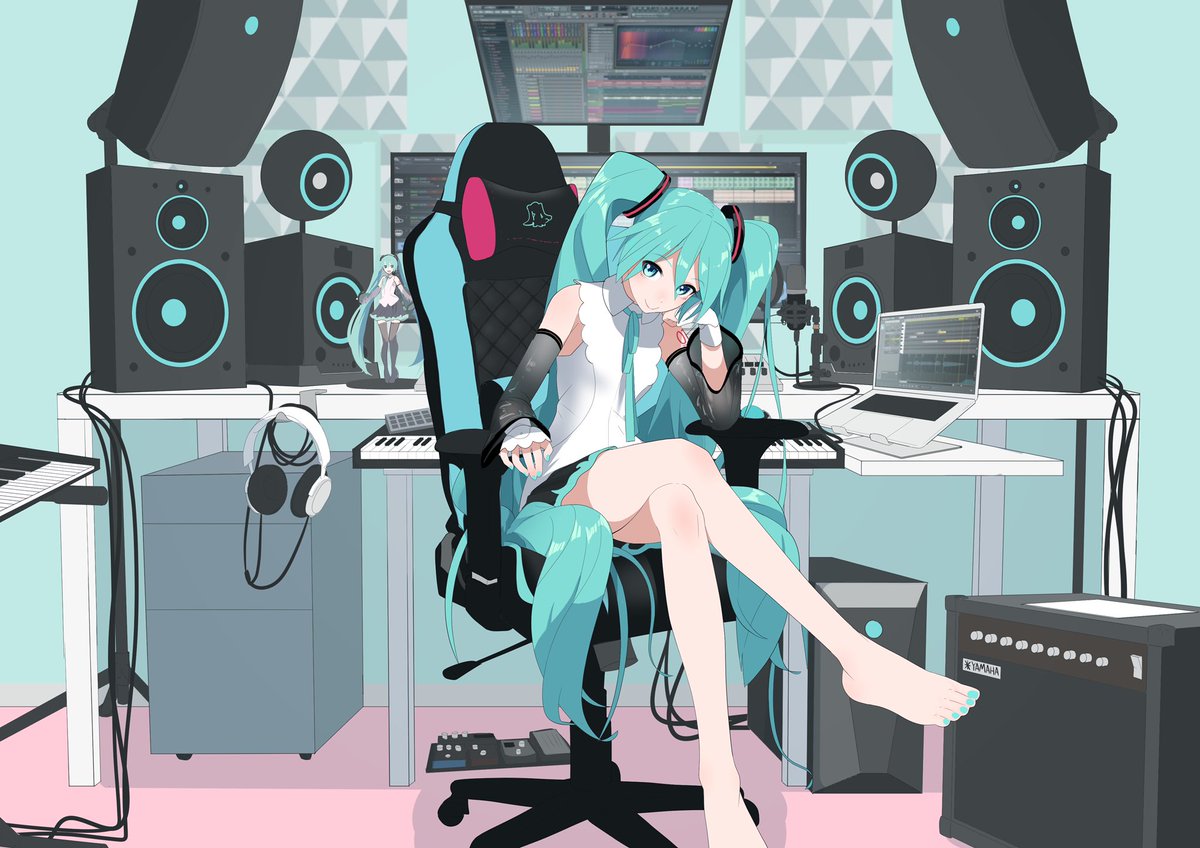 初音ミク 「#ミクの日 #ミクの日2021 
「次はどんな曲?」 」|みしづかのイラスト