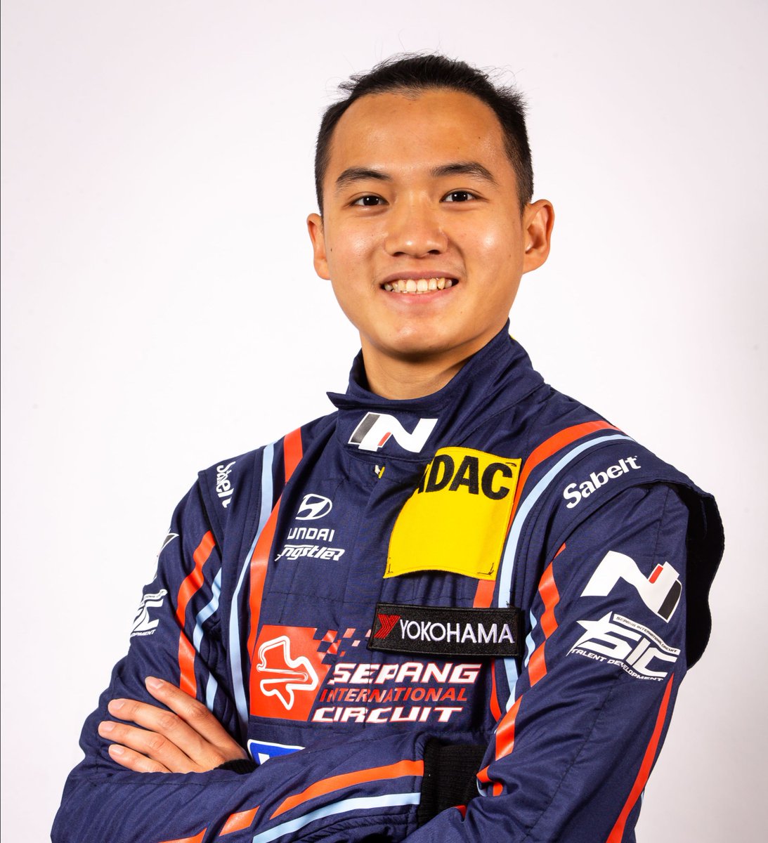 fiatcrworldtour's tweet photo. 👨💼#HyundaiMotorsport Customer Racing has named the drivers to be part of its 🧒#JuniorDriver initiative for 2021: 👨🚀#JáchymGaláš, 👨🚀#MitchellCheah, 👨🚀#TylerMaxson and 👨🚀#TylerGonzalez.
READ MORE▶️https://t.co/pXAhpeKJVH
#TCR #TCRseries #motorsport https://t.co/hOTKCXorbG