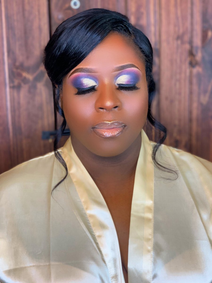 EboniquisiteL's tweet photo. 🗣 She has been Officially QUISITED‼️
🗣Getting married?!
💁🏽♀️Want to make his mouth drop?!
👀Better yet a tear fall?!
Book your appointments now via text! 🙂
(903) 251-4721
#EboniquisiteLifestyle #MUA #Bridalmakeup #TotalPackageMob #OfficiallyQuisited #TeamSammons https://t.co/ZwVkUIiH2I